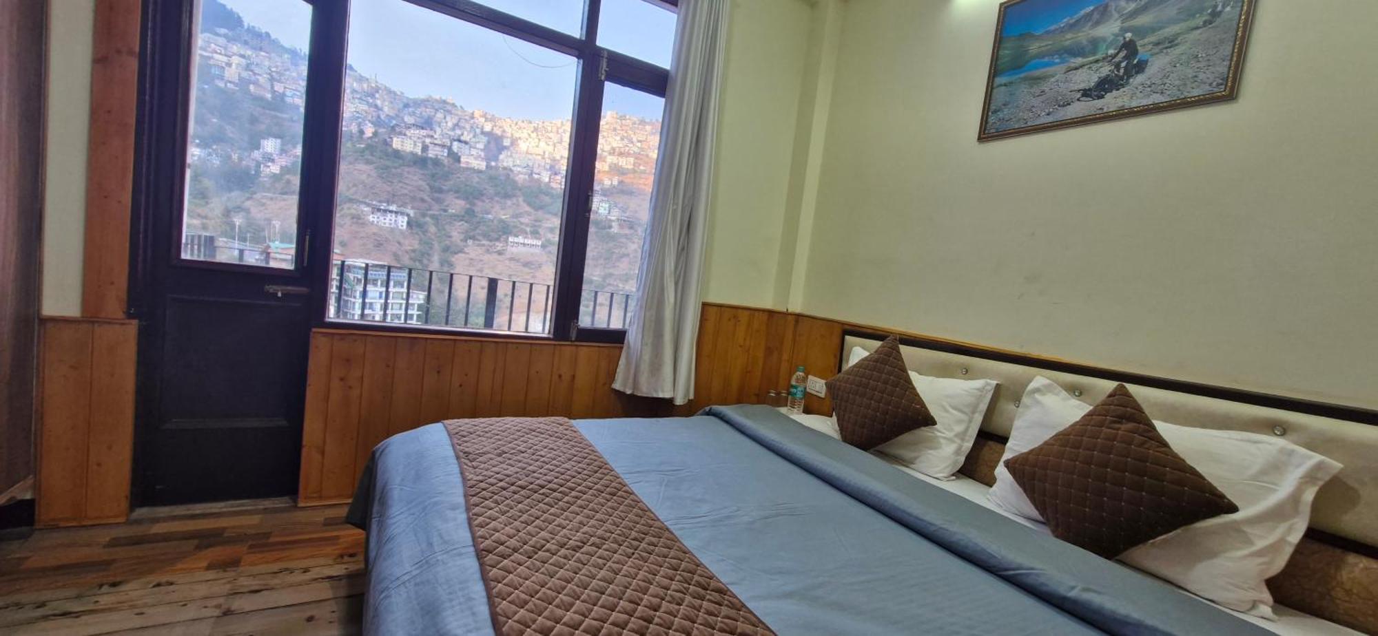 Hotel White Villa Shimla Eksteriør bilde